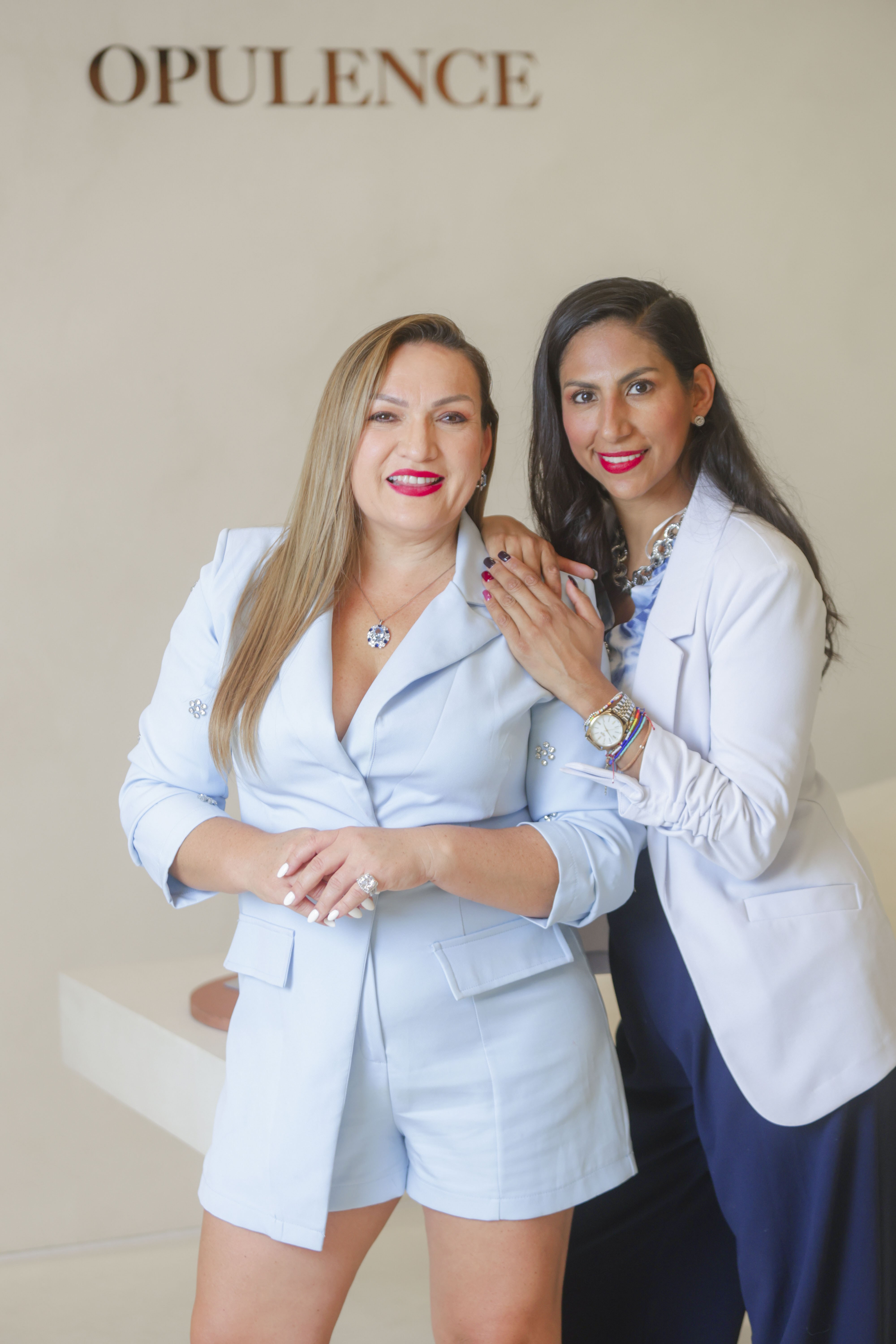Danny y Obdulia — Fundadoras Opulence México